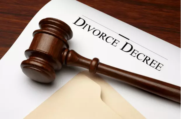 Contact Divorce Lawyer